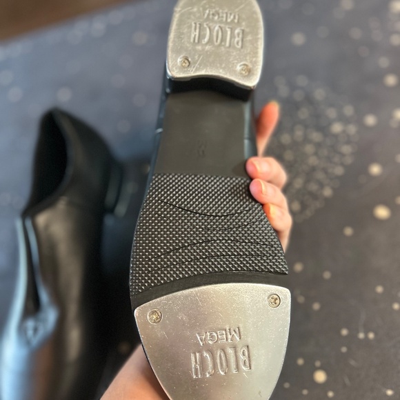 Bloch Tap Shoes - Picture 4 of 7